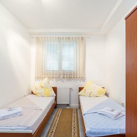 Apartments Victoria 자다르 외부 사진